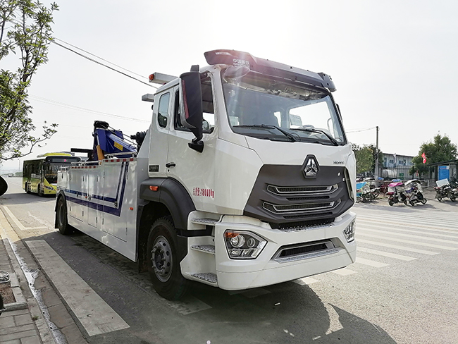 國六單橋重汽豪瀚拖吊聯(lián)體清障車